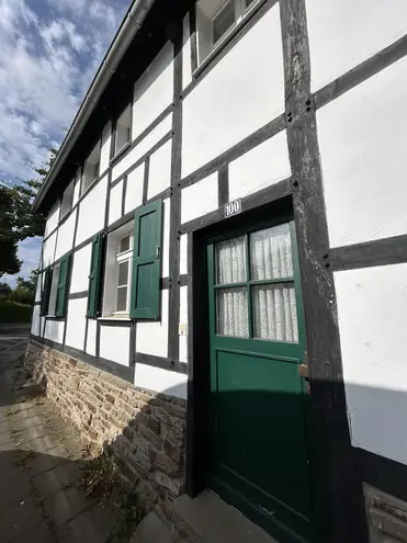 6 Zimmer Wohnung mit 122 m² in Essen – Bild 5