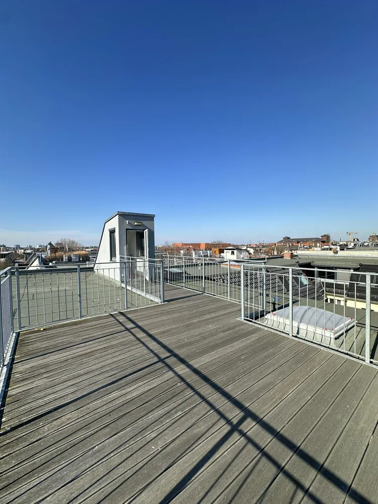 3 Zimmer Wohnung mit 141 m² in Berlin – Bild 3