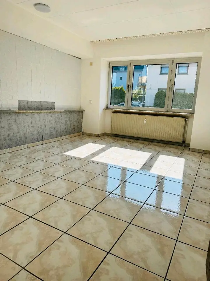 2 Zimmer Wohnung mit 85 m² in Saarbrücken – Bild 1