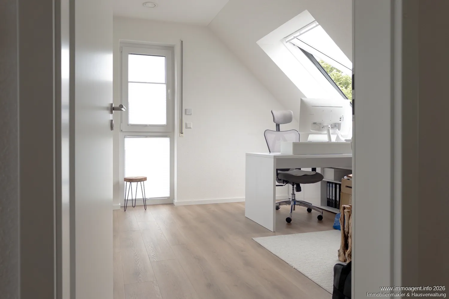 3 Zimmer Wohnung mit 86 m² in Bielefeld – Bild 2