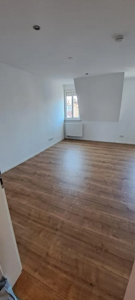4 Zimmer Wohnung mit 104 m² in Nürnberg – Bild 9