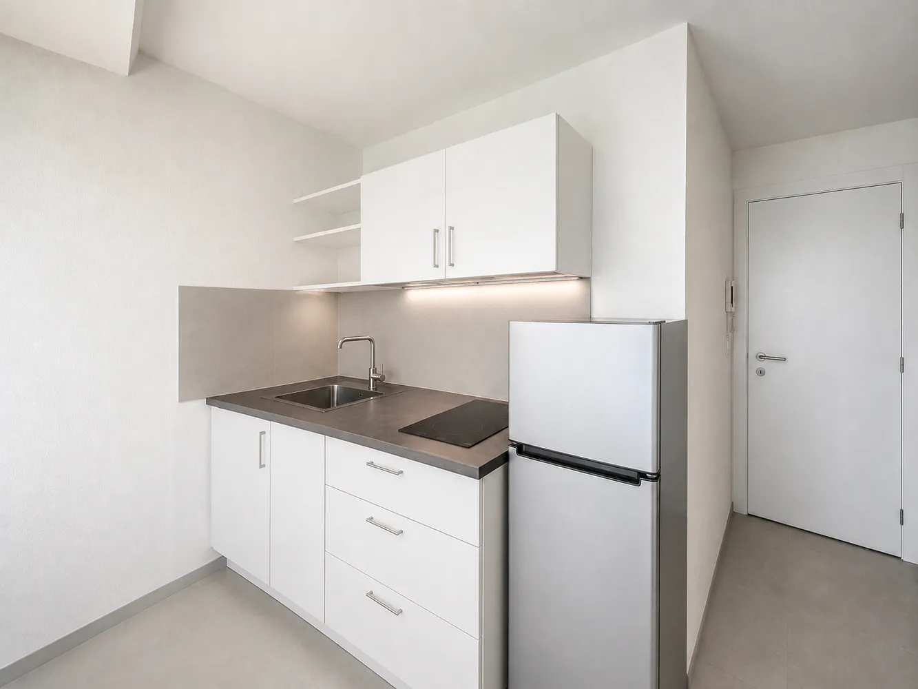 1 room apartment with 25 m² in Cologne – Photo 3
