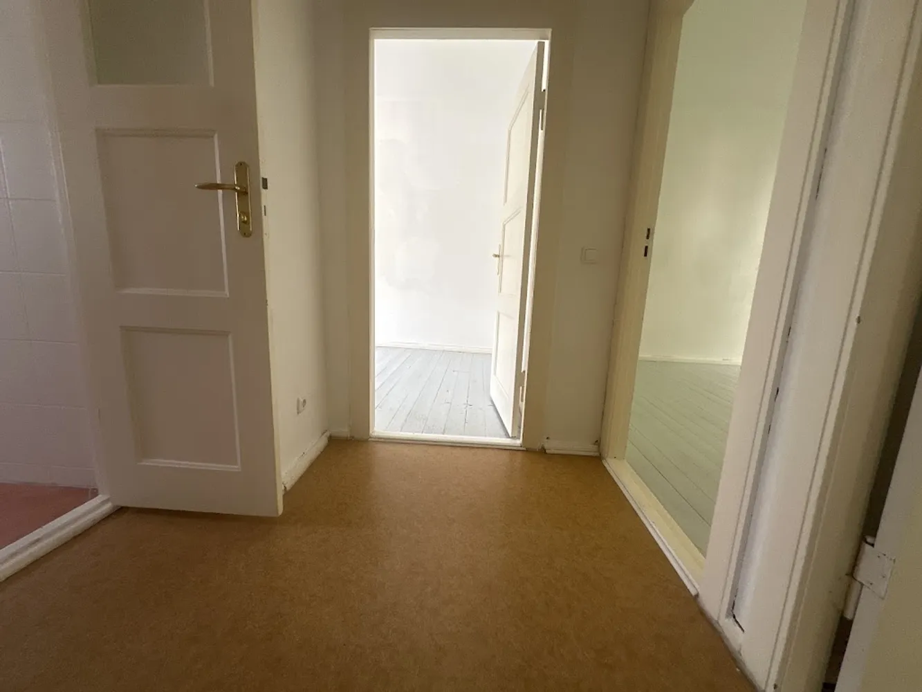 2 room apartment with 59 m² in Berlin – Photo 1