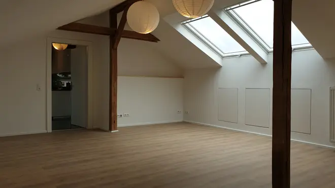 3 Zimmer Wohnung mit 88 m² in Wiesbaden – Bild 2