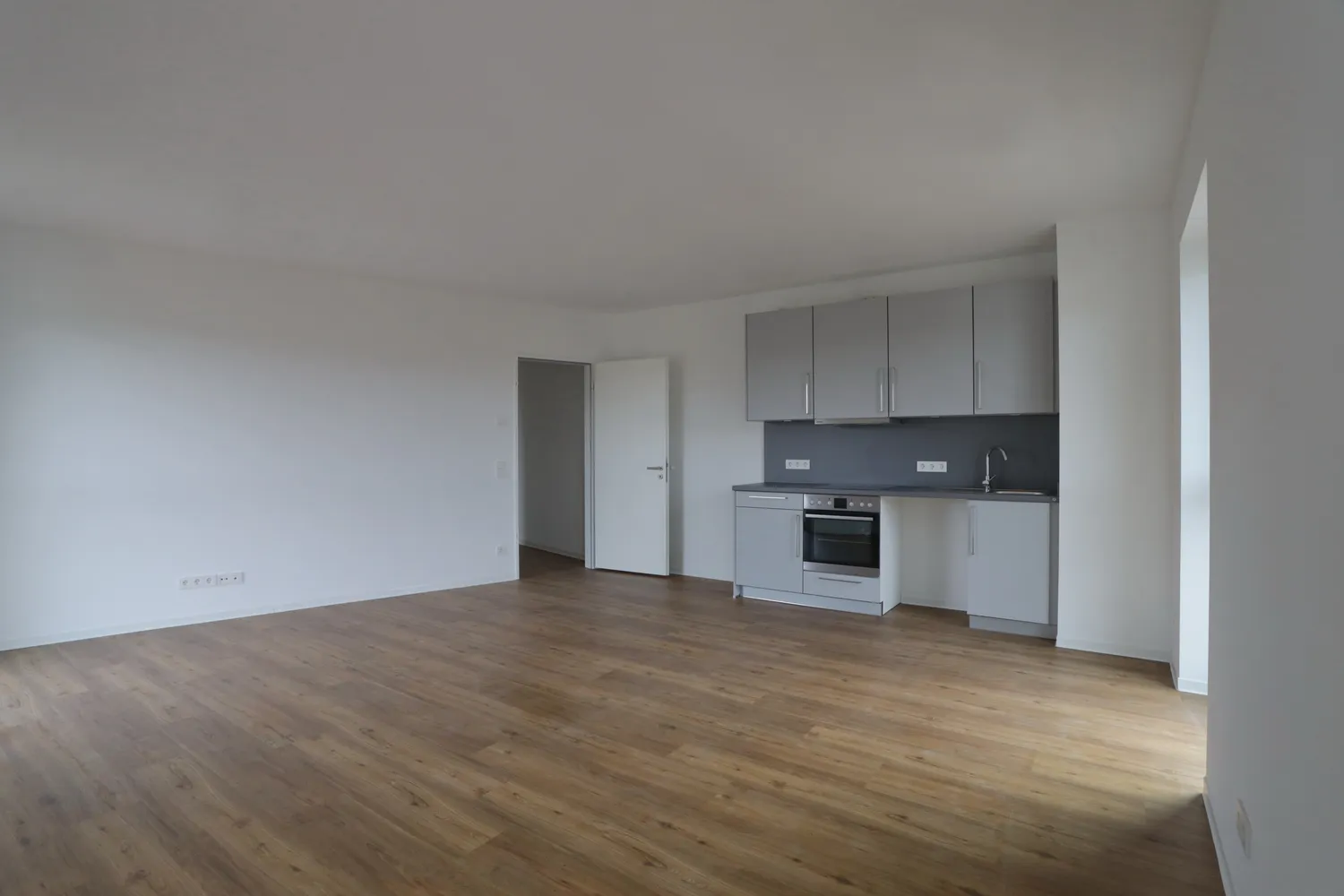 2 Zimmer Wohnung mit 65 m² in Hamburg – Bild 2