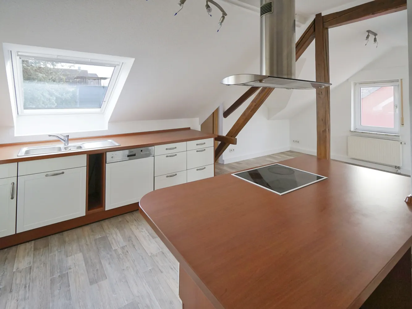 3 Zimmer Wohnung mit 79 m² in Arnsberg – Bild 2