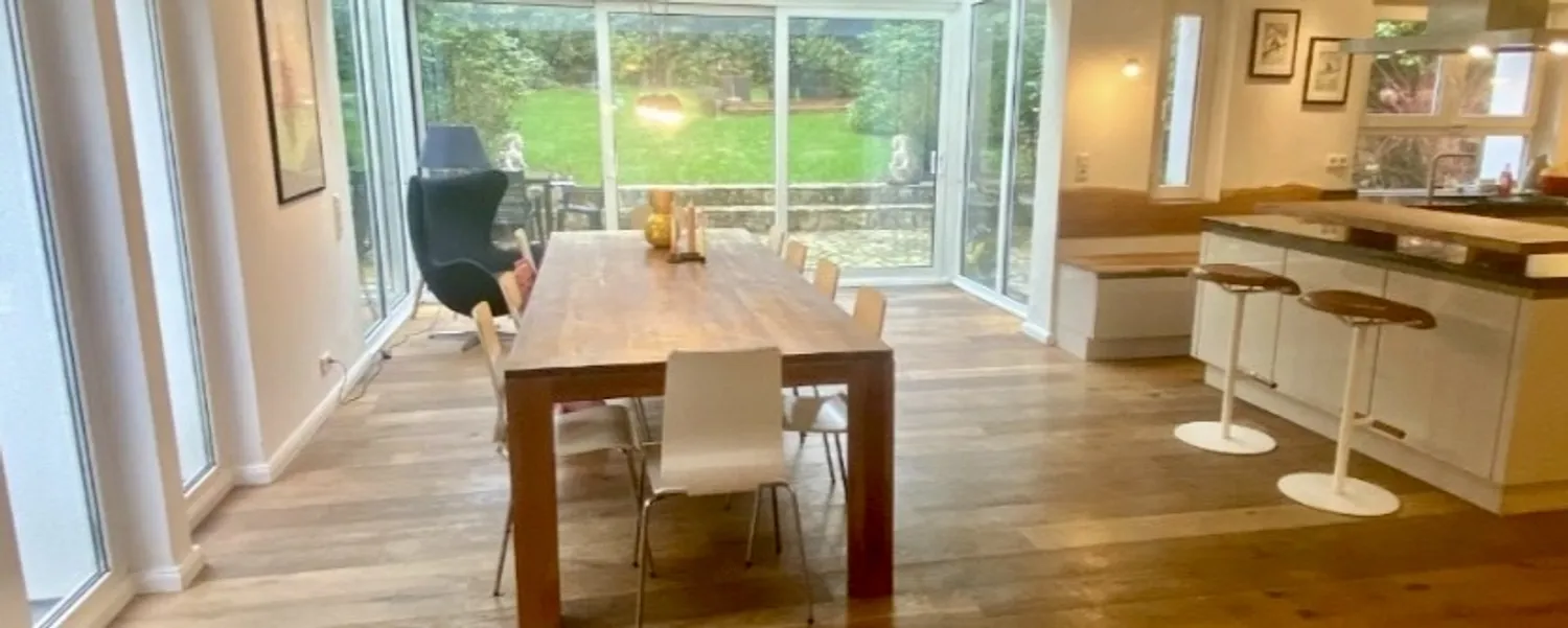 7 Zimmer Haus mit 240 m² in Düsseldorf – Bild 2