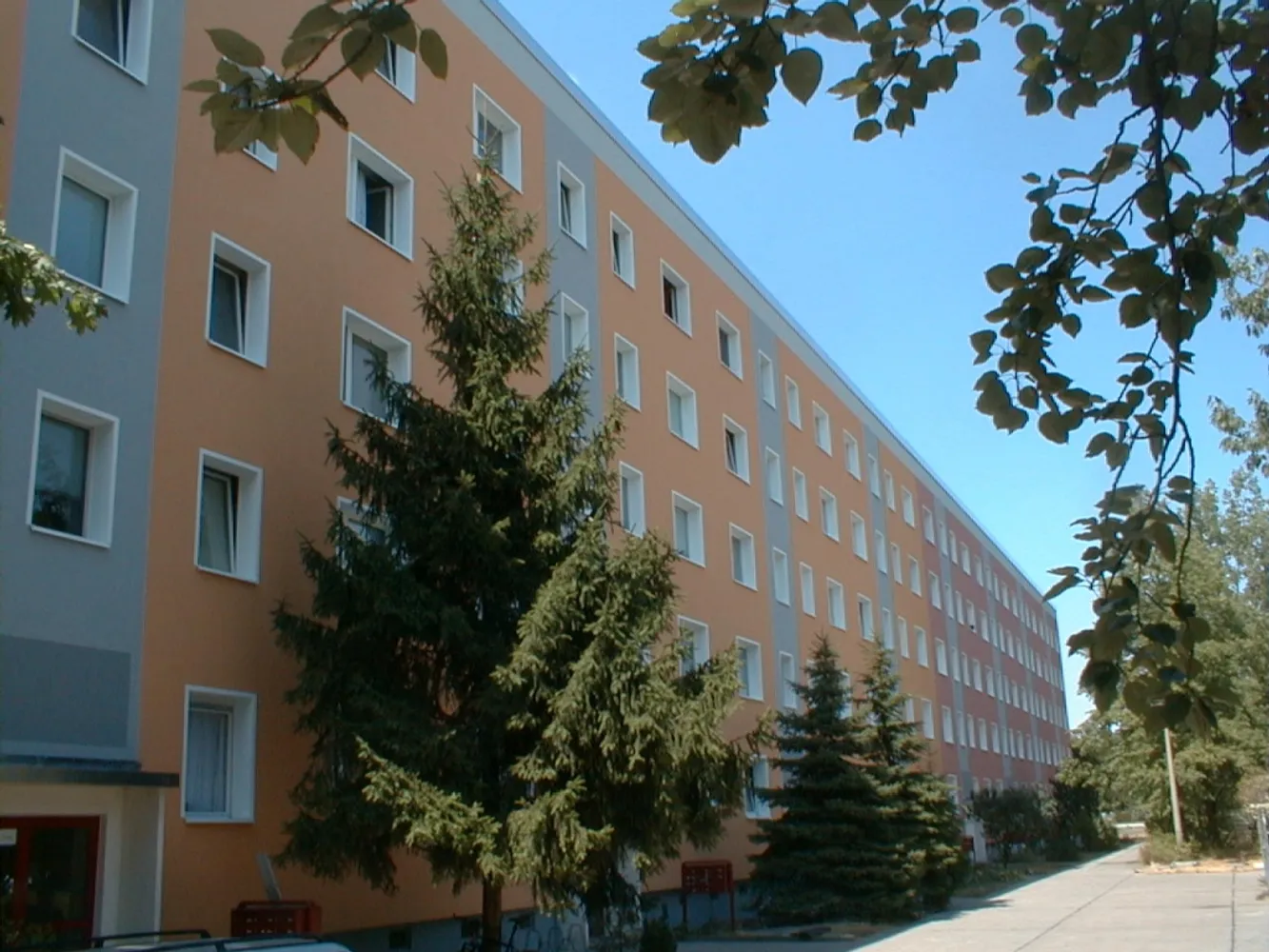 3 Zimmer Wohnung mit 57 m² in Hoyerswerda – Bild 1