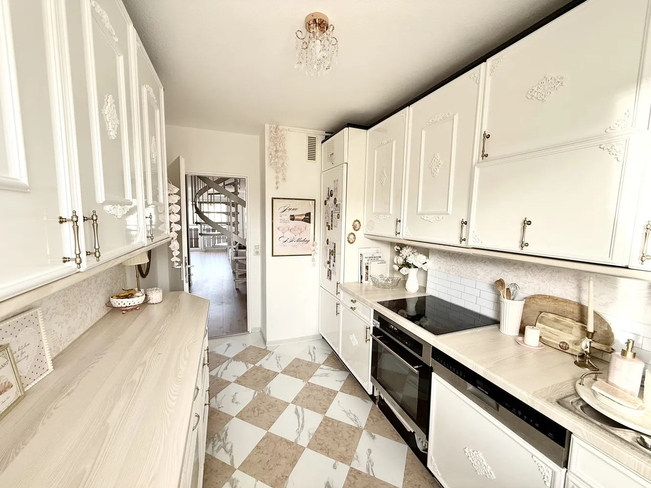 4 Zimmer Wohnung mit 100 m² in Mannheim – Bild 2