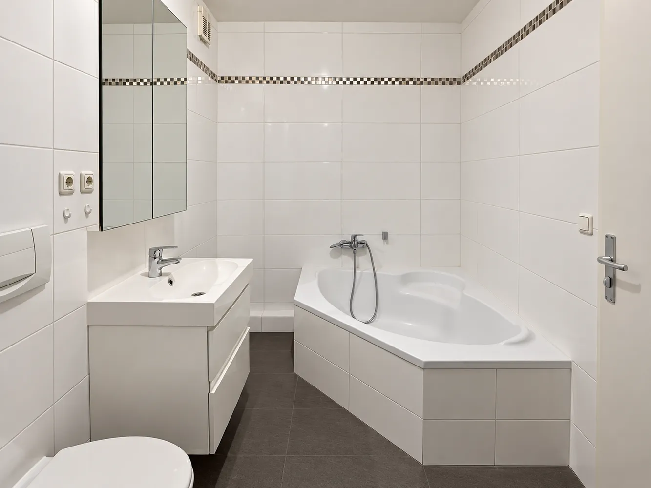 2 Zimmer Wohnung mit 51 m² in München – Bild 7