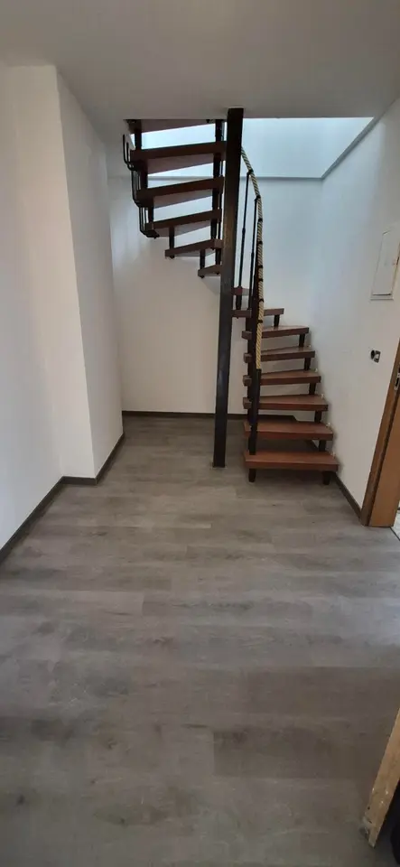 4 Zimmer Wohnung mit 118 m² in Freital – Bild 3