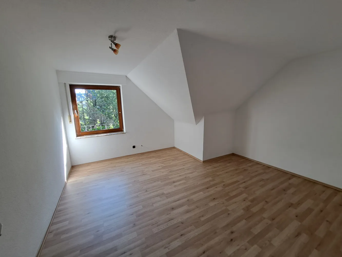 3 Zimmer Wohnung mit 65 m² in Bochum – Bild 2