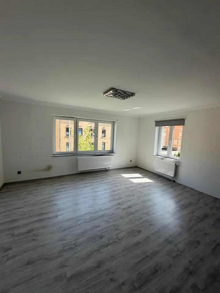 2 Zimmer Wohnung mit 60 m² in Limbach-Oberfrohna – Bild 1