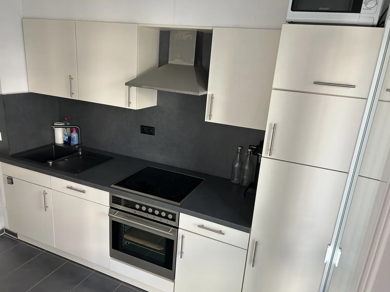 2 Zimmer Wohnung mit 54 m² in Karlsruhe – Bild 3