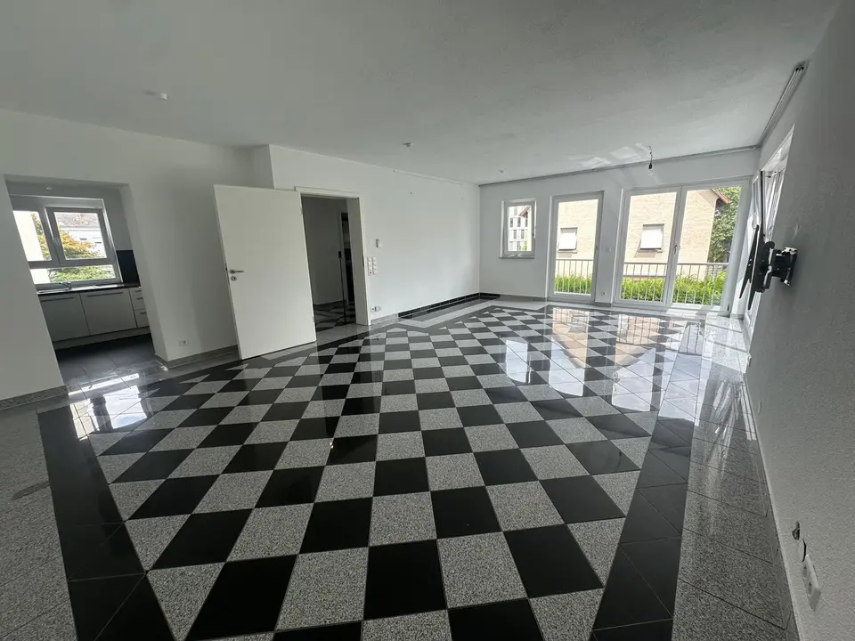 3 room apartment with 95 m² in Heilbronn – Photo 2