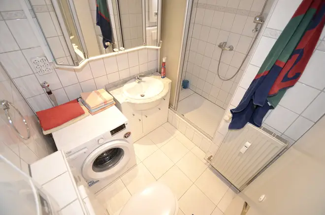 2 Zimmer Wohnung mit 40 m² in Köln – Bild 11