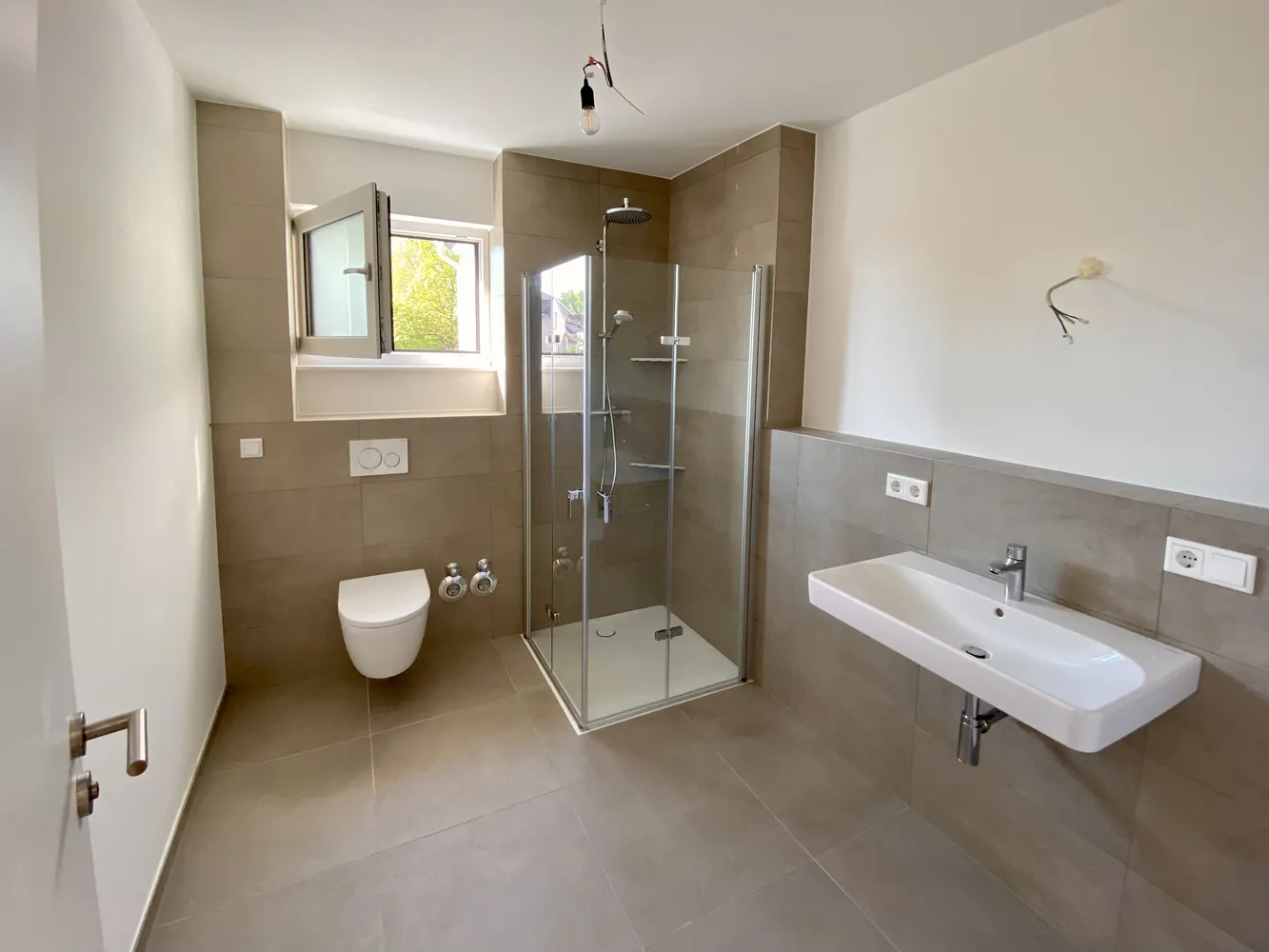 3 Zimmer Wohnung mit 96 m² in Wiesbaden – Bild 4