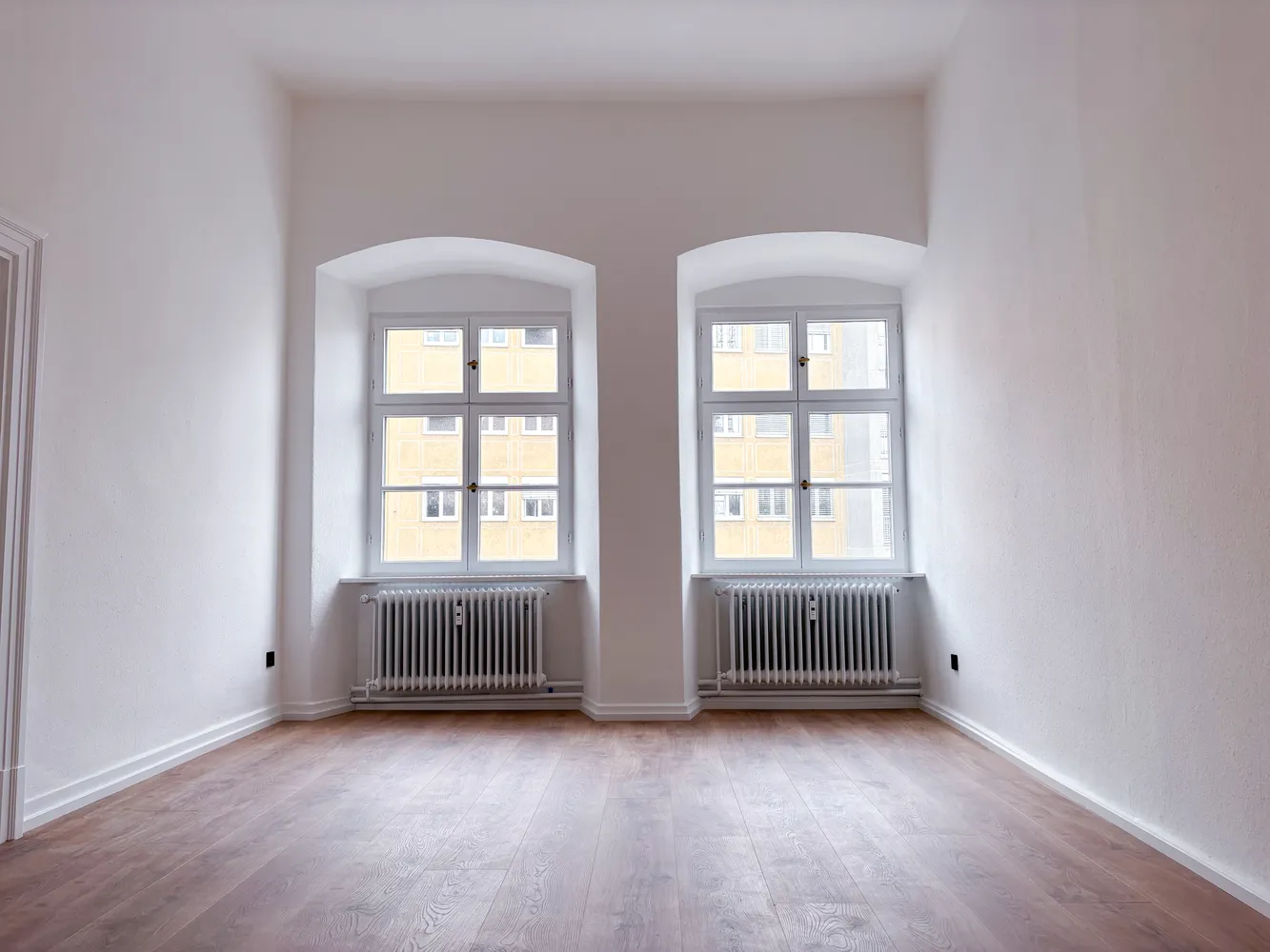 4 Zimmer Wohnung mit 185 m² in Augsburg – Bild 4