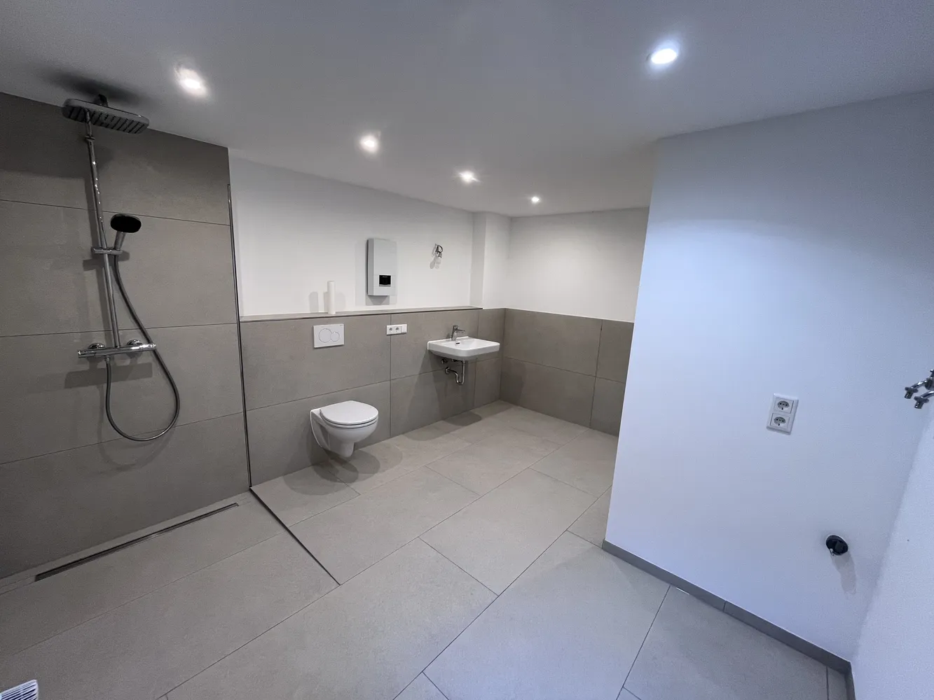 2 Zimmer Wohnung mit 90 m² in Aachen – Bild 11