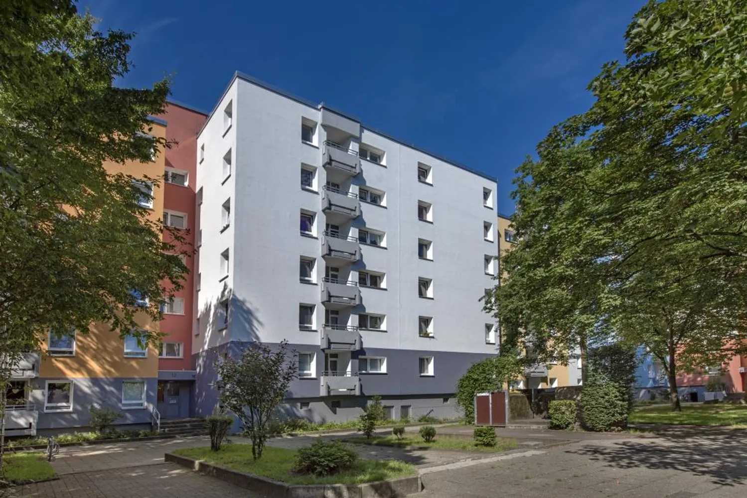 2 Zimmer Wohnung mit 52 m² in Düsseldorf – Bild 2