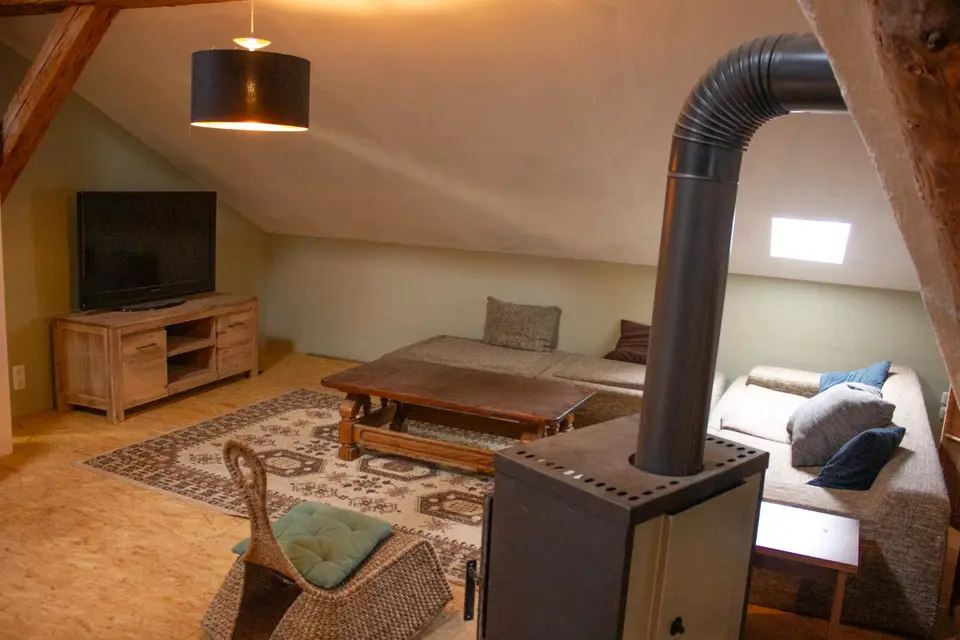 2 Zimmer Wohnung mit 120 m² in Lübeck – Bild 2