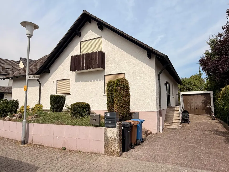 3 room apartment with 100 m² in Dietzenbach – Photo 2