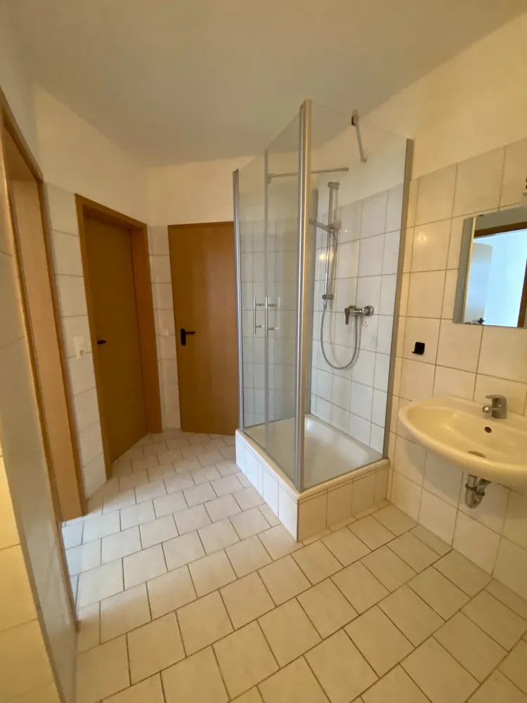 2 Zimmer Wohnung mit 56 m² in Altenburg – Bild 1