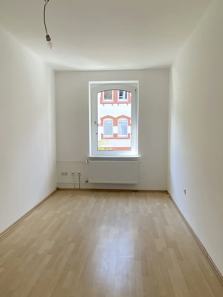 5 Zimmer Wohnung mit 105 m² in Kassel – Bild 3
