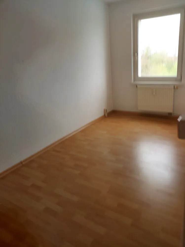 3 Zimmer Wohnung mit 59 m² in Bitterfeld-Wolfen – Bild 3