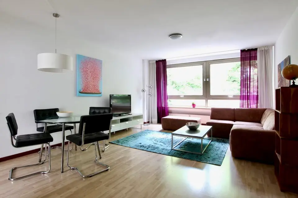 2 Zimmer Wohnung mit 65 m² in Köln – Bild 1