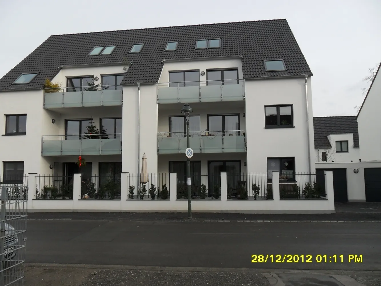 3 Zimmer Wohnung mit 98 m² in Düsseldorf – Bild 1