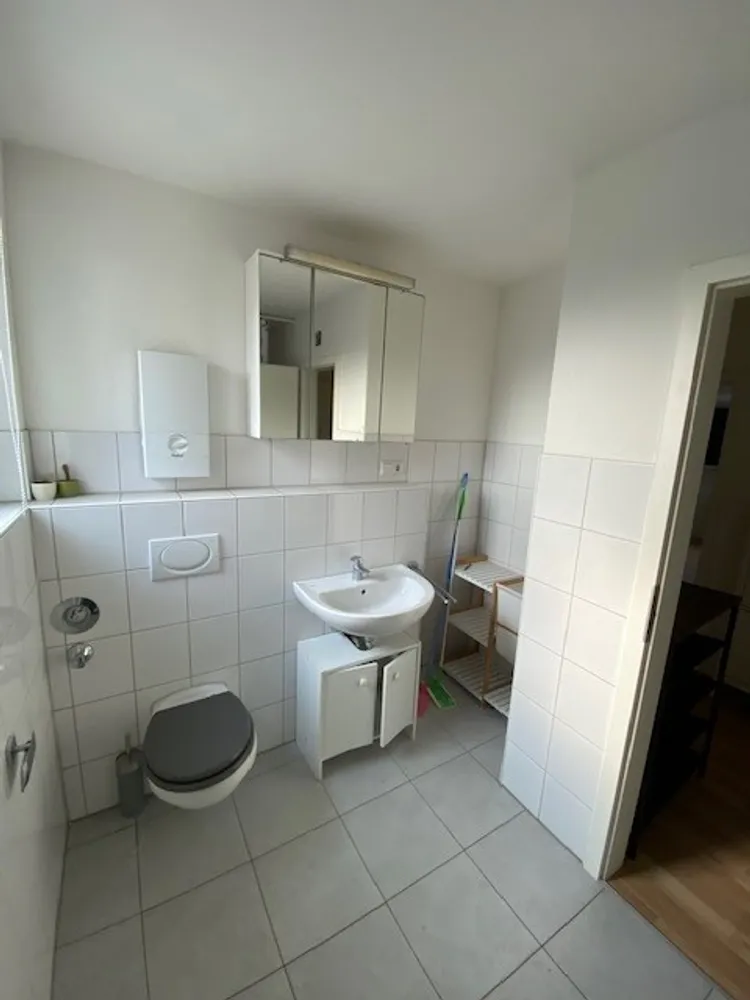 2 Zimmer Wohnung mit 55 m² in Krefeld – Bild 5