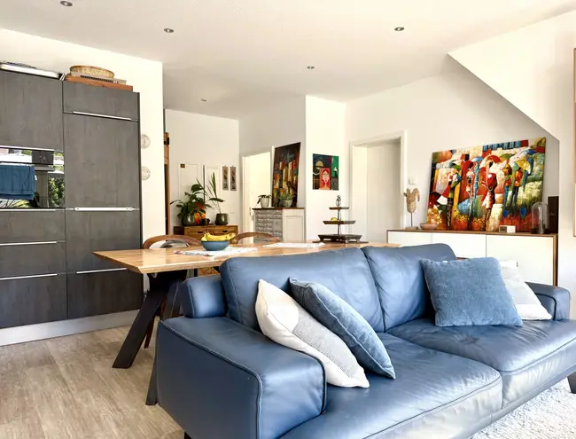 4 Zimmer Wohnung mit 109 m² in Freiburg im Breisgau – Bild 3