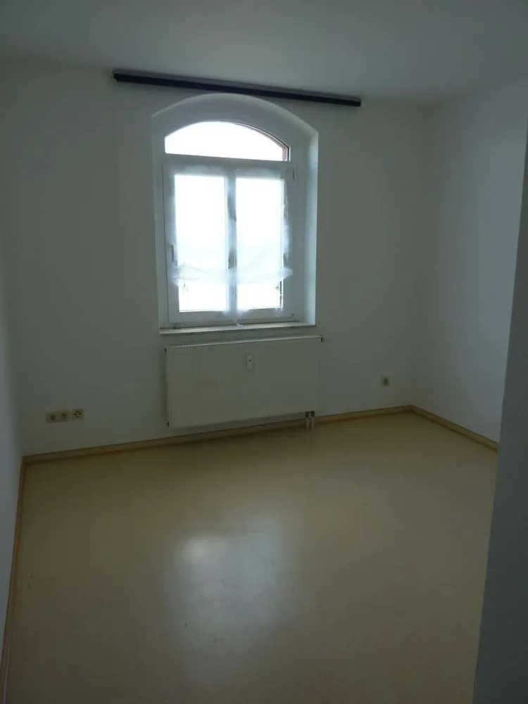 2 Zimmer Wohnung mit 48 m² in Halle (Saale) – Bild 2