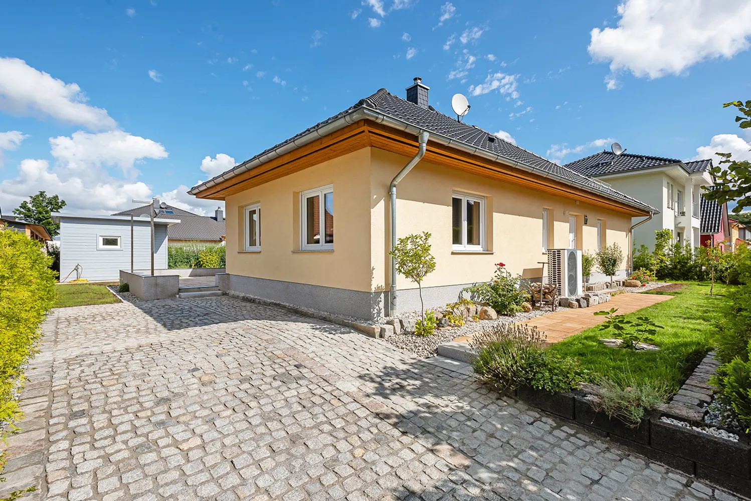 4 Zimmer Haus mit 122 m² in Königs Wusterhausen – Bild 1
