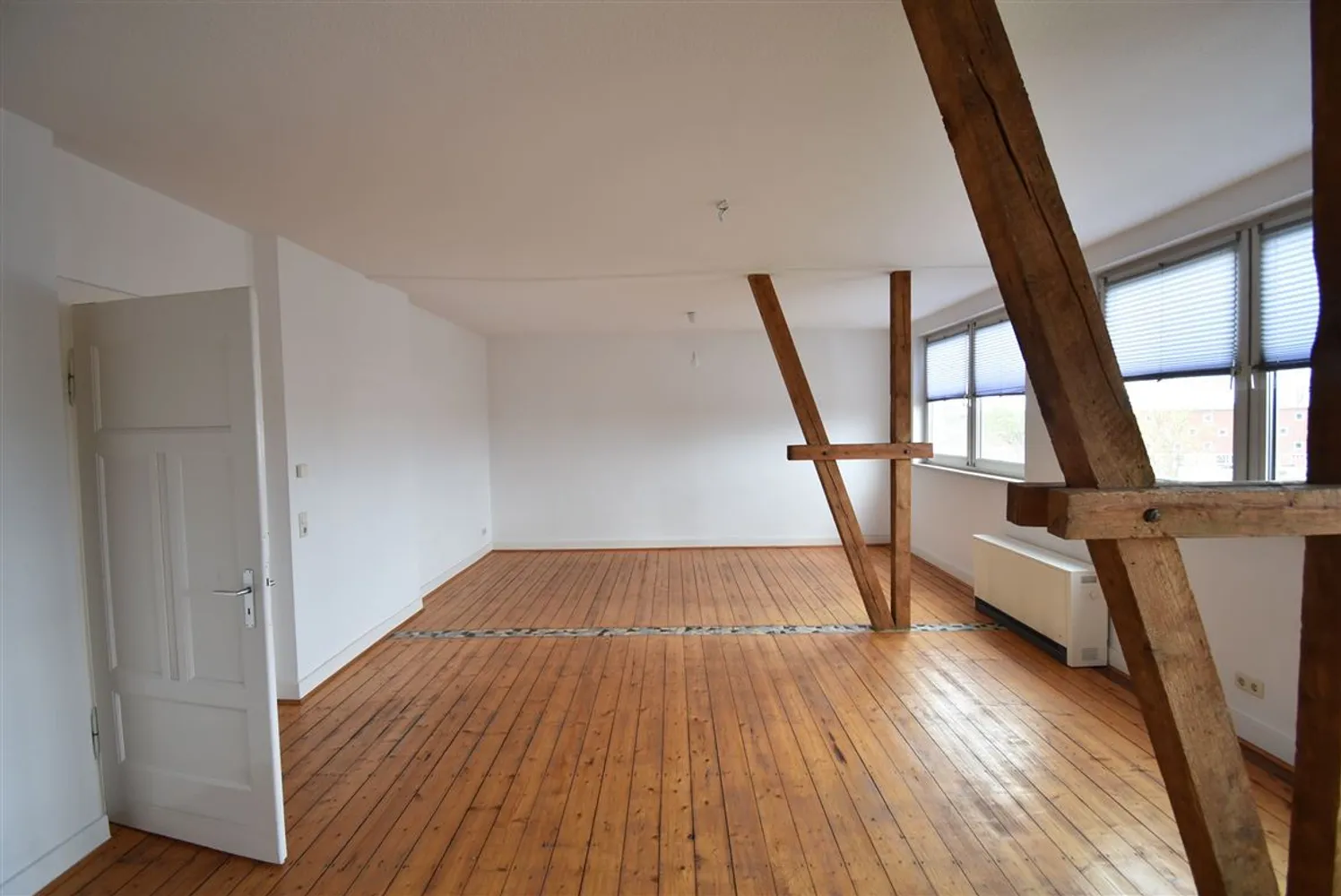 3 room apartment with 101 m² in Düsseldorf – Photo 6