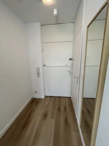 1 Zimmer Wohnung mit 32 m² in Frankfurt am Main – Bild 12