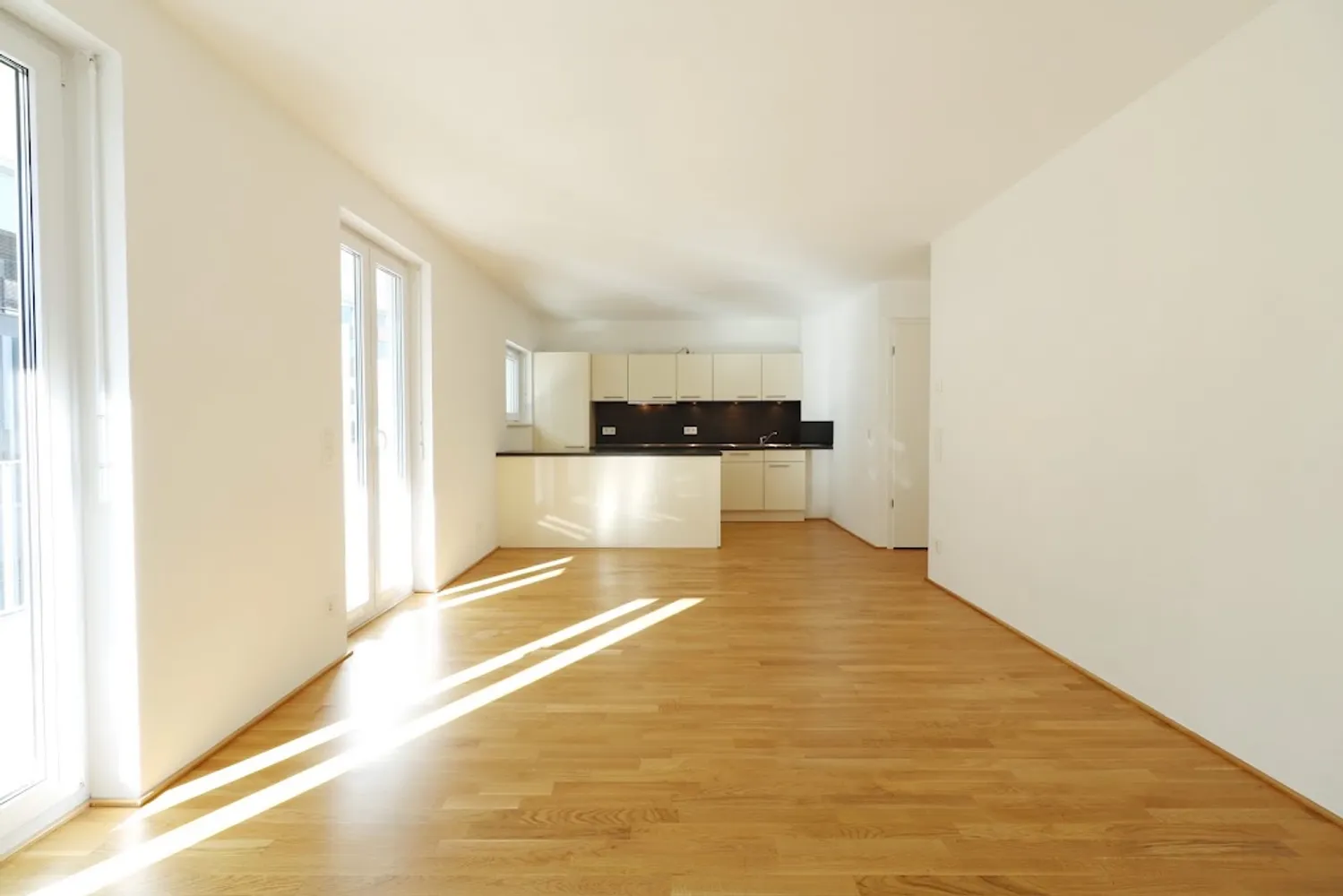 4 Zimmer Wohnung mit 106 m² in Frankfurt am Main – Bild 3