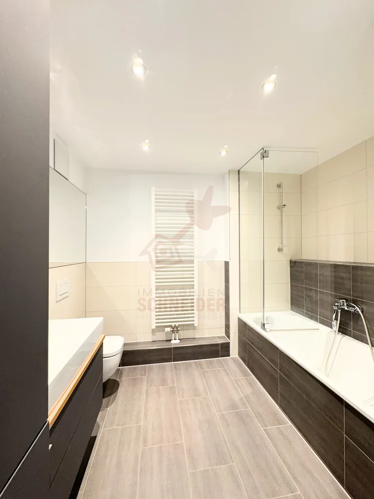 4 Zimmer Wohnung mit 98 m² in München – Bild 4