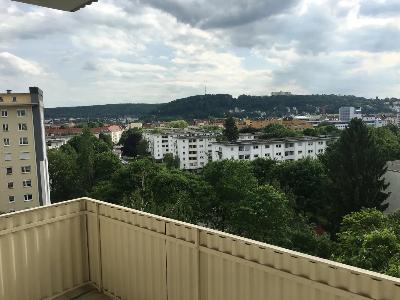 3 Zimmer Wohnung mit 95 m² in Saarbrücken – Bild 4