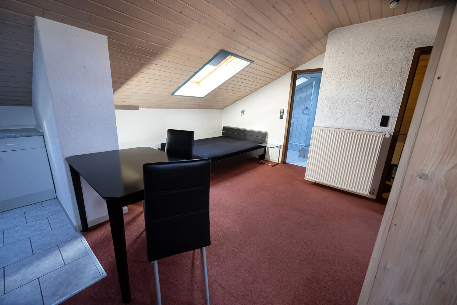 1 room apartment with 28 m² in Wiesbaden – Photo 5