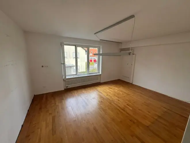 6 Zimmer Wohnung mit 192 m² in Freiburg im Breisgau – Bild 3