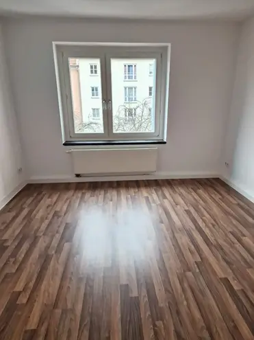 4 Zimmer Wohnung mit 83 m² in Chemnitz – Bild 2