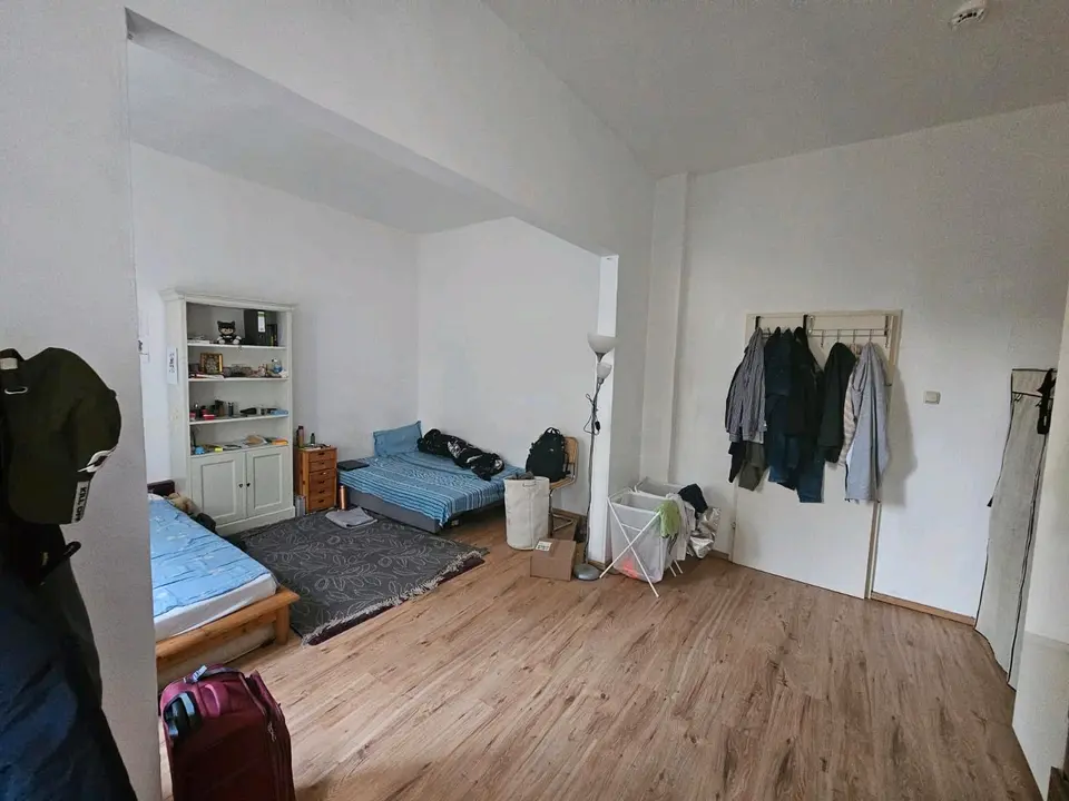 2 Zimmer Wohnung mit 72 m² in Duisburg – Bild 1