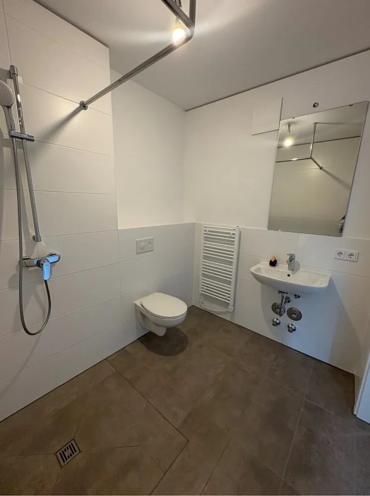 2 room apartment with 40 m² in Berlin – Photo 4