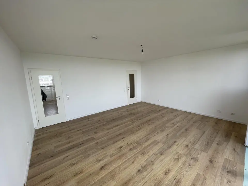 3 Zimmer Wohnung mit 80 m² in Wiesbaden – Bild 2