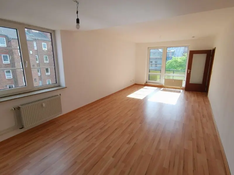 2 Zimmer Wohnung mit 63 m² in Kiel – Bild 1