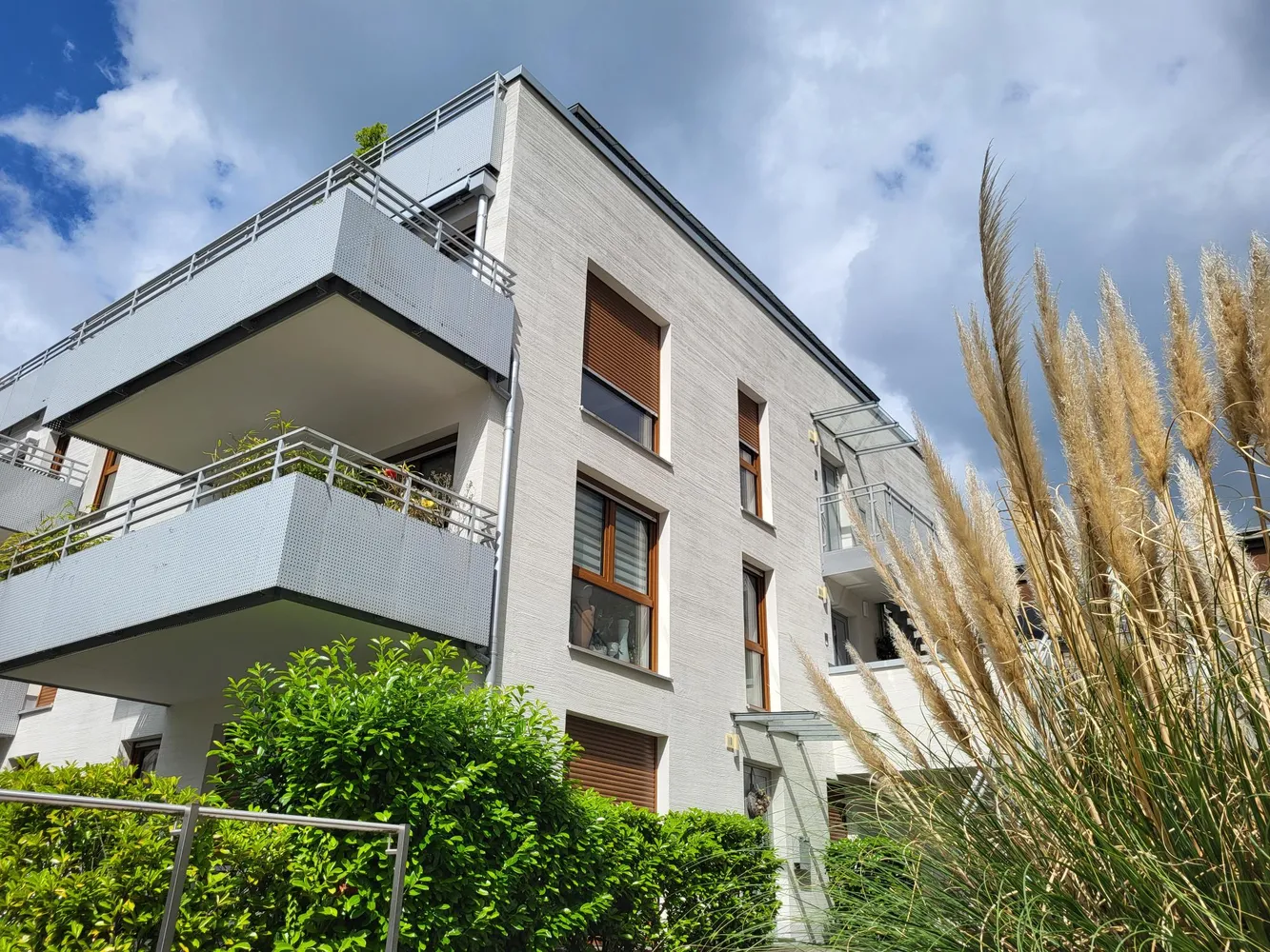 5 Zimmer Wohnung mit 139 m² in Wuppertal – Bild 1