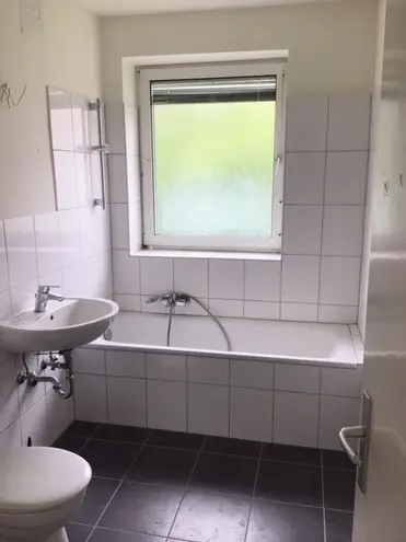 3 Zimmer Wohnung mit 63 m² in Wiesbaden – Bild 2