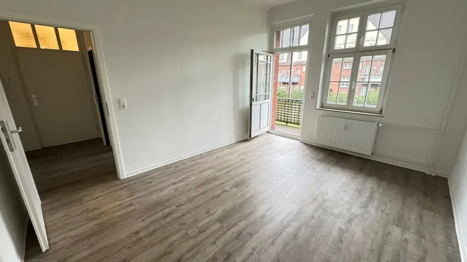 2 room apartment with 56 m² in Duisburg – Photo 2